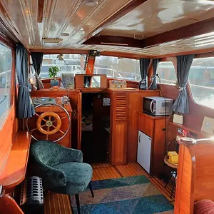  Botel Motorjacht Flint Nederland